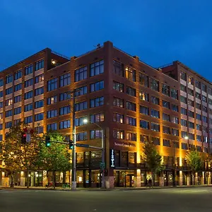 **** Hotel Silver Cloud - Stadium United States